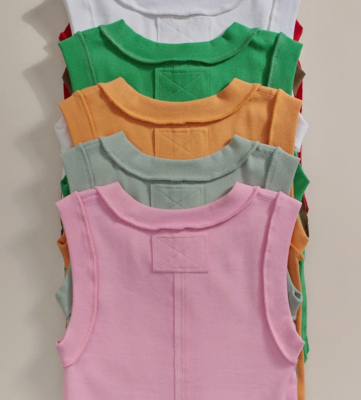 The Emerald Essential Tank