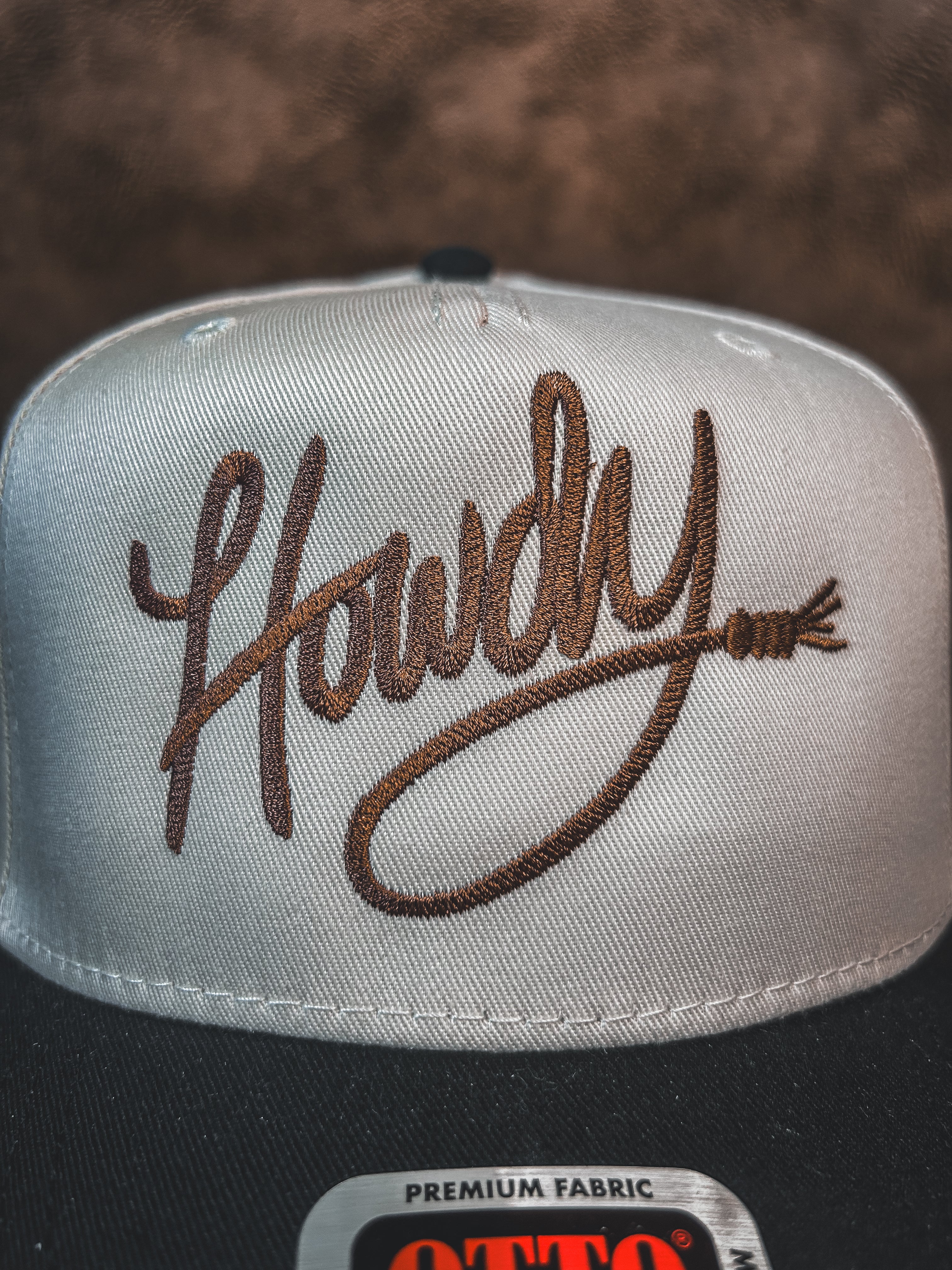 Howdy Two-Tone Trucker Hat